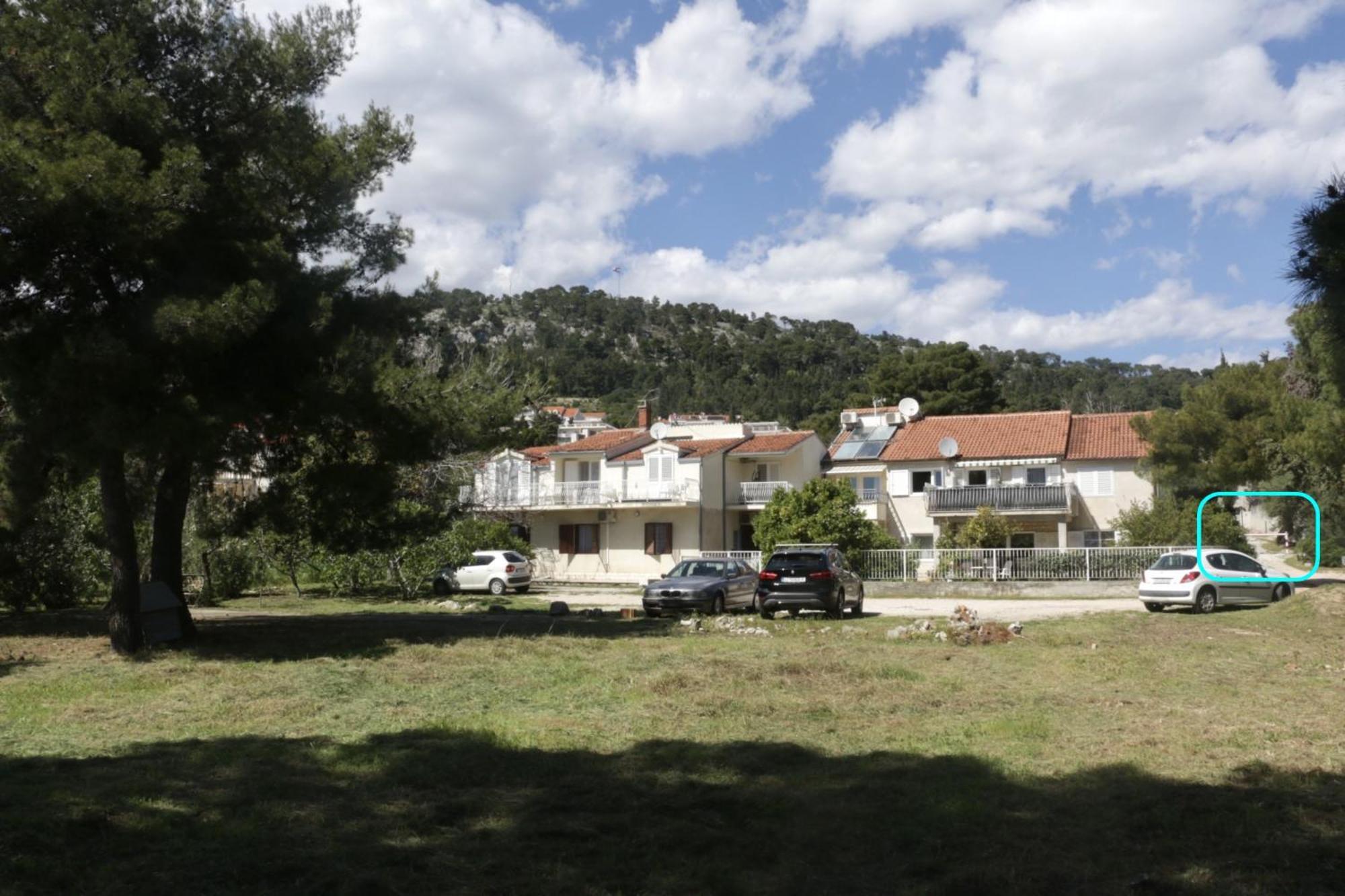 Beachfront Apartment Drazen, With Garden And Parking Split Exterior photo
