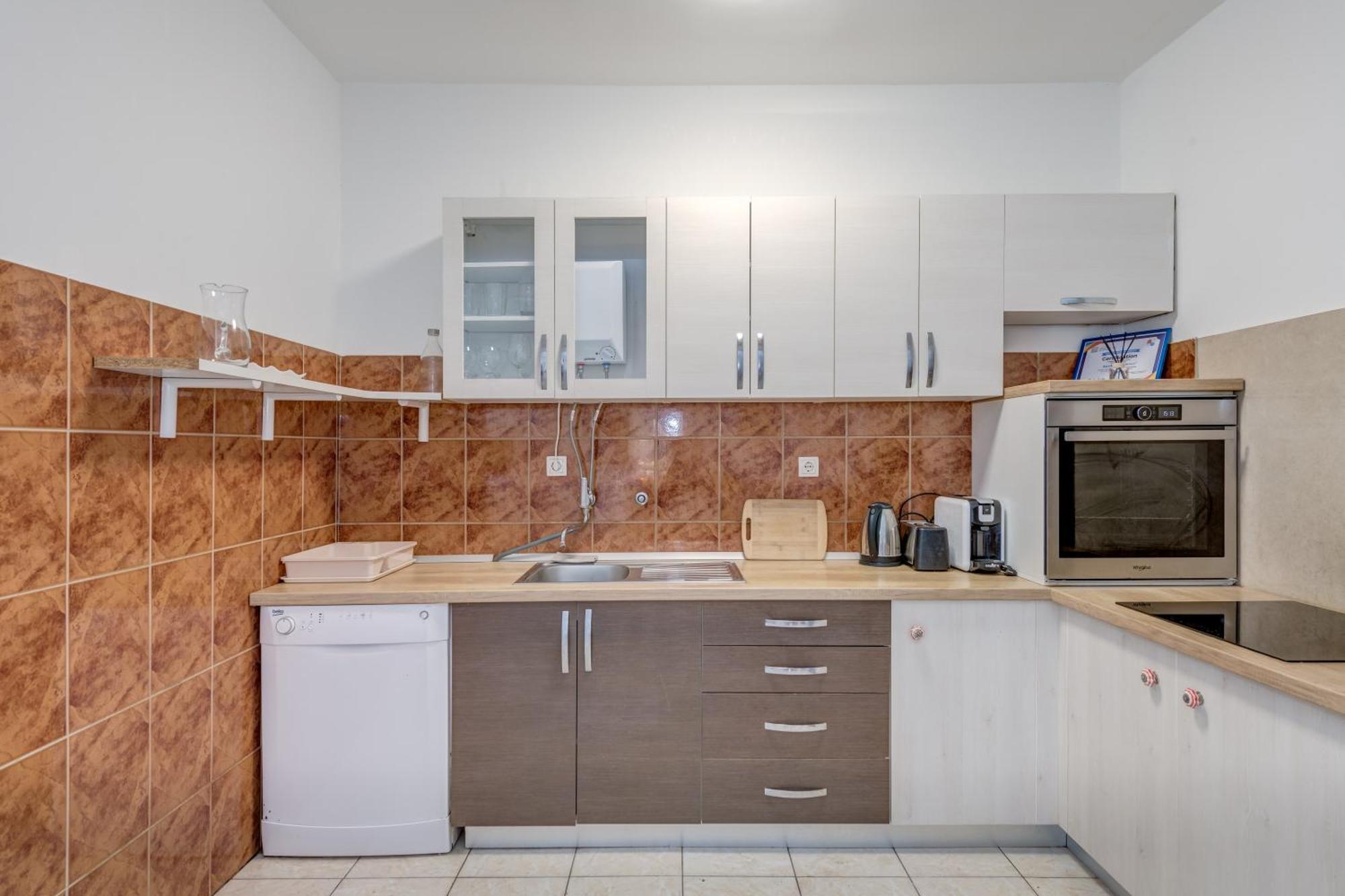 Beachfront Apartment Drazen, With Garden And Parking Split Exterior photo